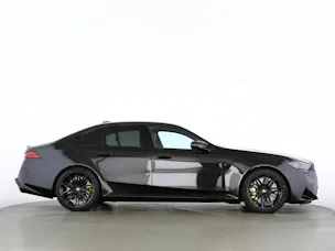 BMW M5 xDrive
