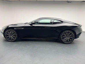 Fahrzeugbild ASTON MARTIN DB11 Coupé 4.0 V8 Bi-Turbo