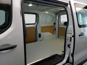 Peugeot e-Expert Kaw. Standard 75 kWh