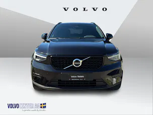 Volvo XC40 2.0 B3 MH Plus Dark