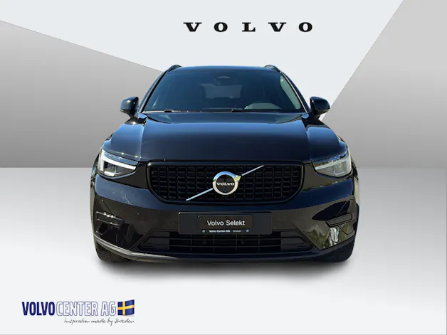Volvo XC40 2.0 B3 MH Plus Dark