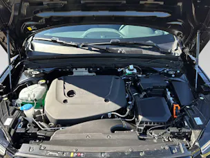 Volvo XC40 2.0 B3 MH Plus Dark