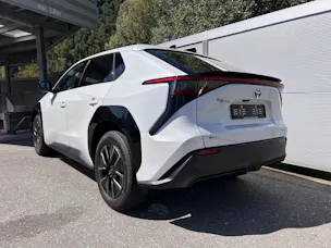 Toyota bZ4X Style AWD