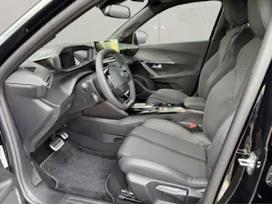 Peugeot 2008 1.2 Hybrid 145 GT