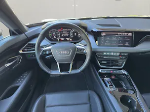 Audi e-tron GT quattro