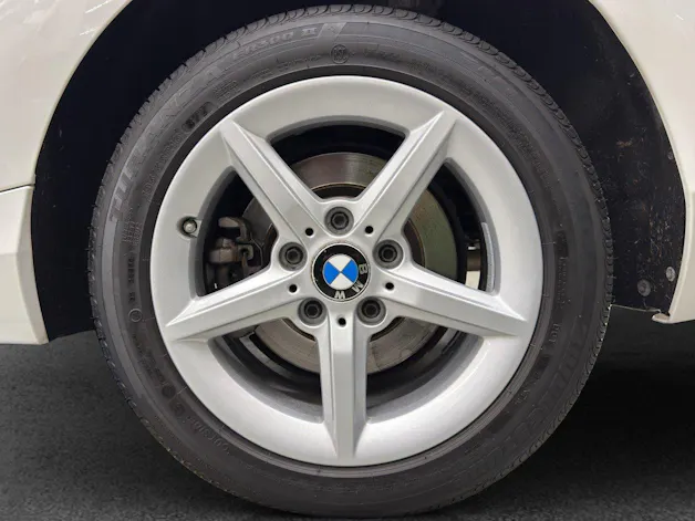BMW 120i