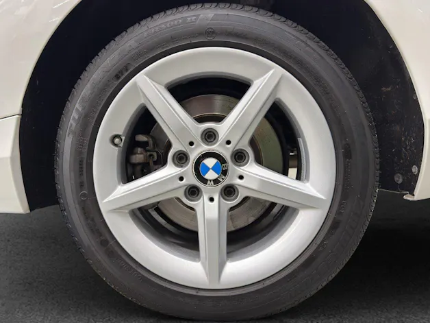 BMW 120i