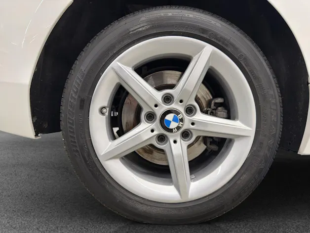 BMW 120i