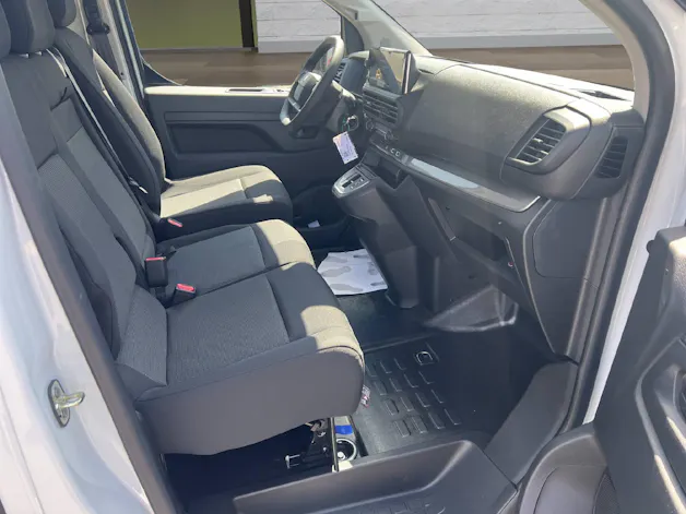 Citroën Jumpy Kaw. M 2.2 BlueHDi 150 First S/S