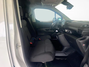 https://vehicle.imgix.net/4288220/74a94fe1-a558-4151-a3d8-4951aafe8a24.jpg