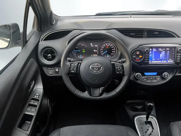 Toyota Yaris 1.5 VVT-i HSD Premium