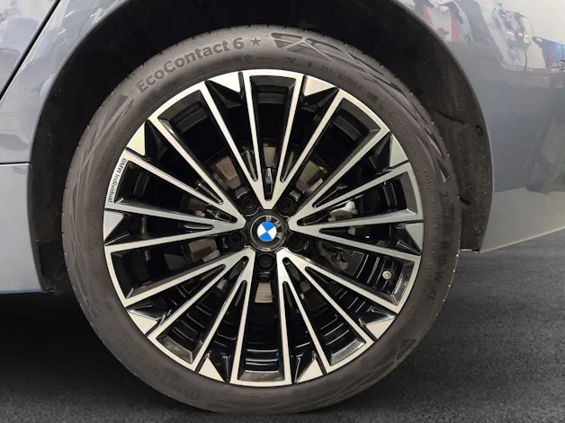 BMW 223d xDrive Active Tourer