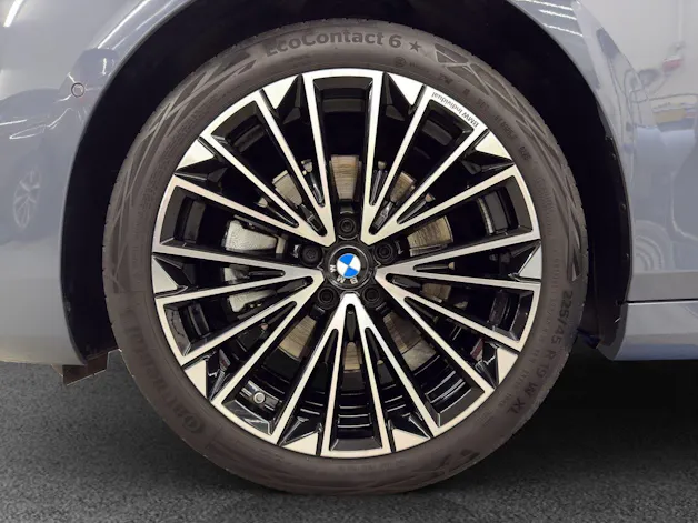 BMW 223d xDrive Active Tourer