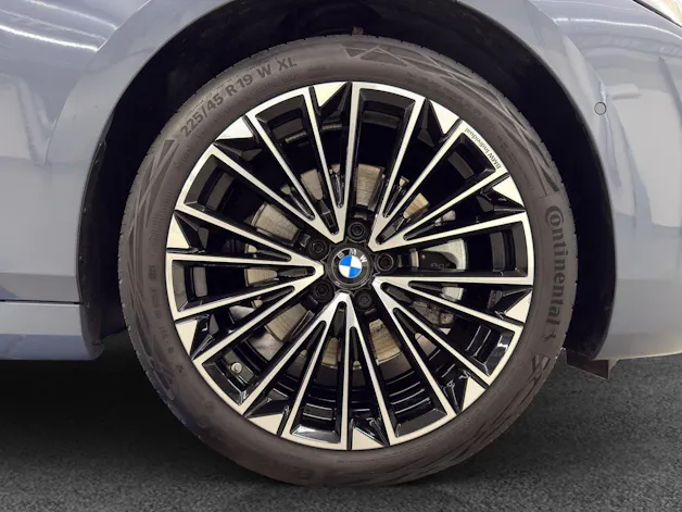 BMW 223d xDrive Active Tourer