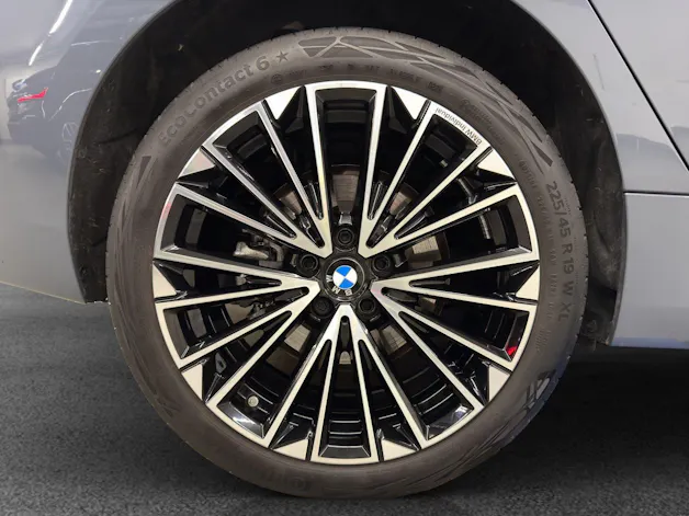 BMW 223d xDrive Active Tourer