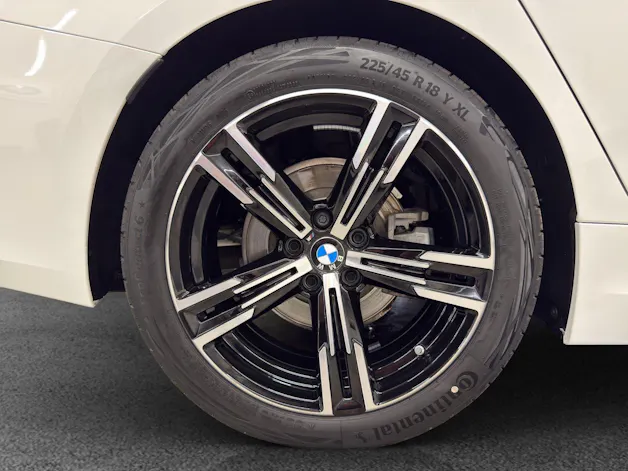 BMW 320d xDrive Touring