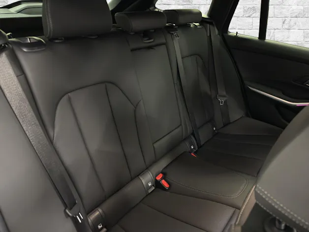 BMW 330d xDrive SAG Touring