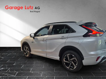 MITSUBISHI ECLIPSE CROSS 4