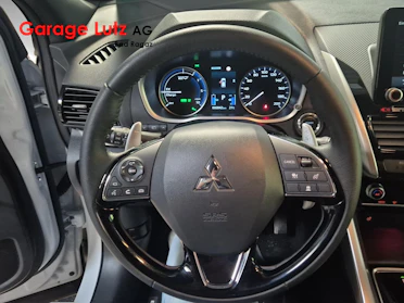 MITSUBISHI ECLIPSE CROSS 7