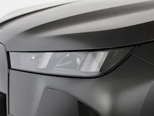BMW iX xDrive60