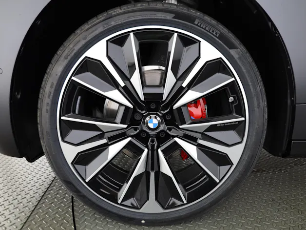 BMW iX xDrive60