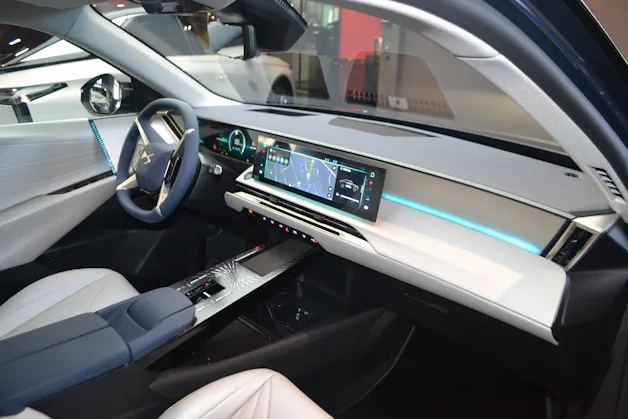 DS Automobiles No8 E-Tense Pallas