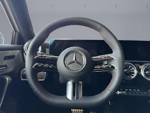 Mercedes-Benz A 250 AMG Line 4m