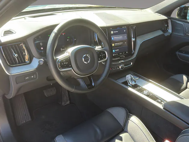 VOLVO XC60 2.0 T8 TE XCENTRIC Black Edition eAWD