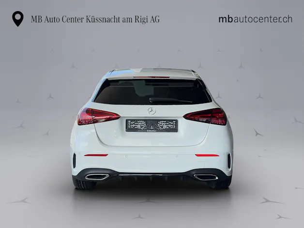 Mercedes-Benz A 250 AMG Line 4m Limousine