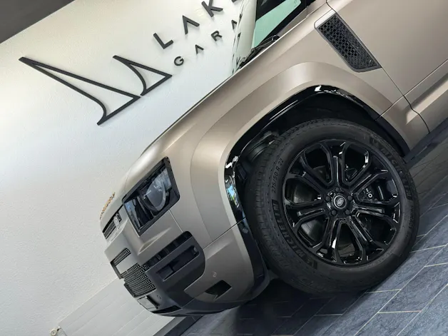 Land Rover Defender 110 4.4 V8 Octa