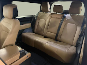 Fahrzeugbild LAND ROVER Defender 90 3.0 D I6 250 X-Dynamic SE