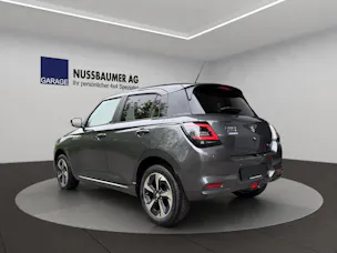 Suzuki Swift 1.2 Sakura Top Hybrid 4x4