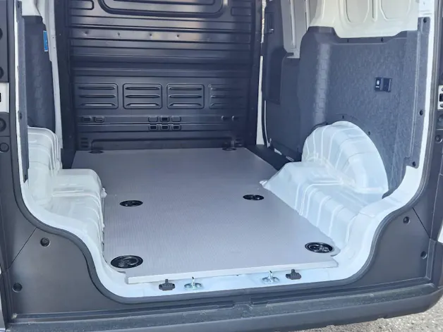 Kia PV5 Cargo 71.2 kWh Plus L2H1 3Door