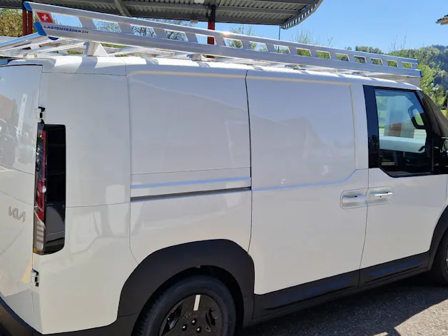 Kia PV5 Cargo 71.2 kWh Plus L2H1 3Door