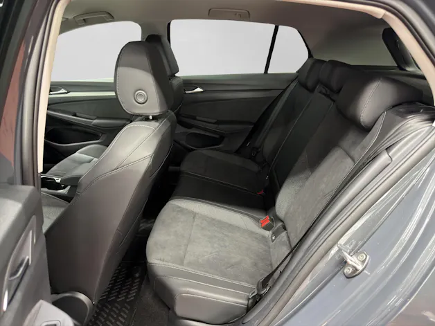 VW Golf VIII 1.5 TSI PHEV Style DSG