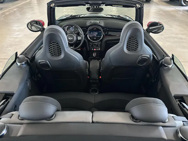 Mini Cabrio John Cooper Works F57 2.0i  (CH)