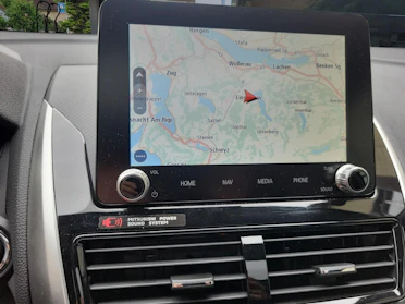 MITSUBISHI ECLIPSE CROSS 17