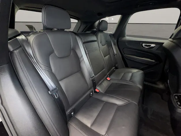 Volvo XC60 2.0 B4 MH R-Design AWD