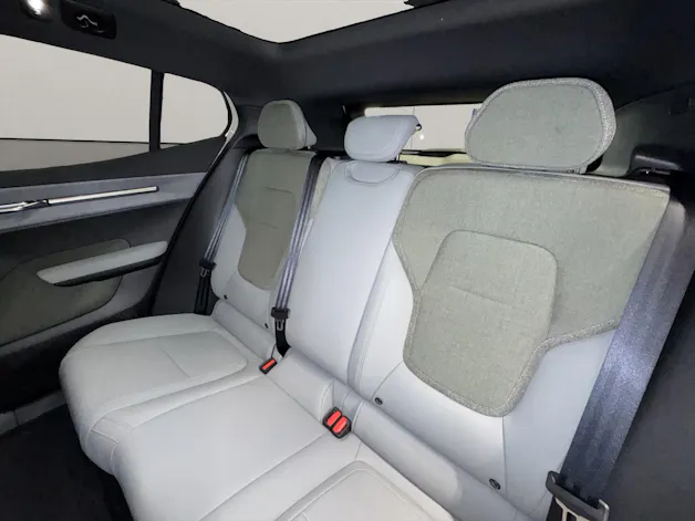 Volvo EX30 CC E60 Twin Performance AWD