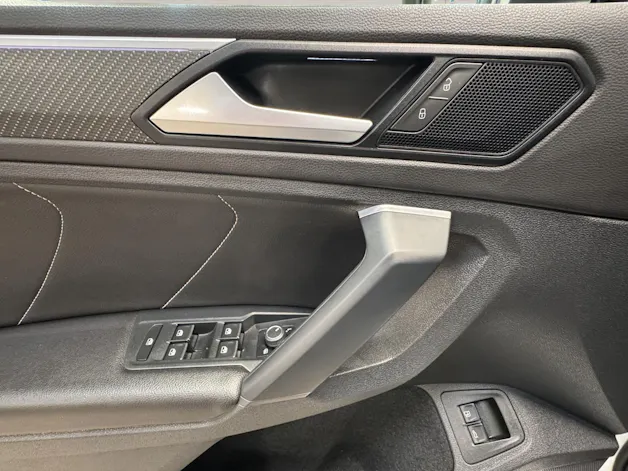 VW Volkswagen Tiguan 1.4 TSI PHEV R-Line DSG 2WD