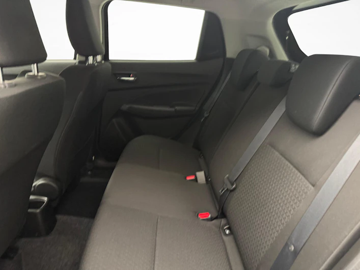 image du véhicule SUZUKI SWIFT