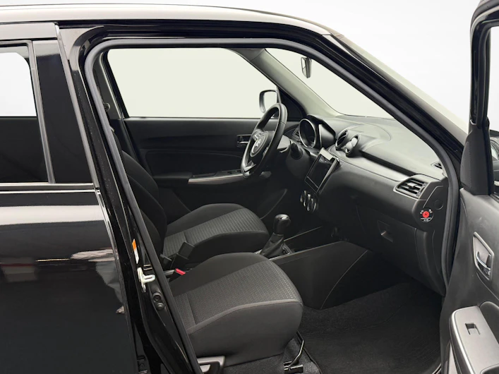 image du véhicule SUZUKI SWIFT