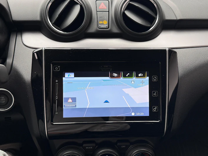 image du véhicule SUZUKI SWIFT