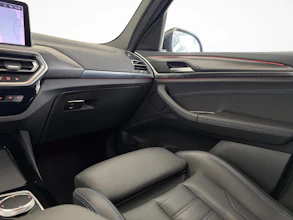 https://vehicle.imgix.net/4289068/57d47b68-484c-4f6f-8879-3a5b567c6761.jpg