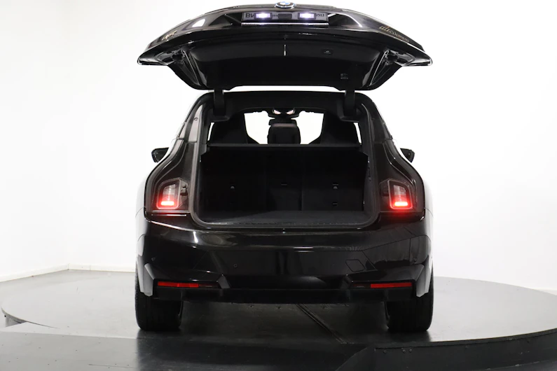 immagine del veicolo BMW iX