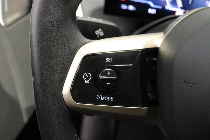 immagine del veicolo BMW iX