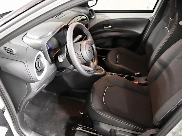 Toyota Aygo X 1.5 VVT-i HSD Trend