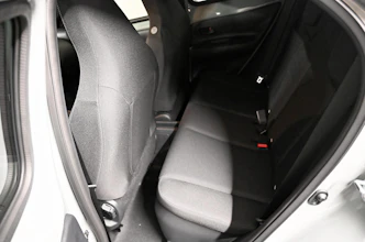 https://vehicle.imgix.net/4289086/15f528c6-4e15-4fef-8f61-4c2d9122d9b7.jpg