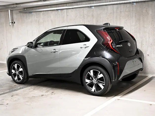 Toyota Aygo X 1.5 VVT-i HSD Trend