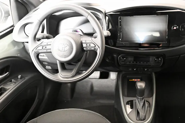 Toyota Aygo X 1.5 VVT-i HSD Trend